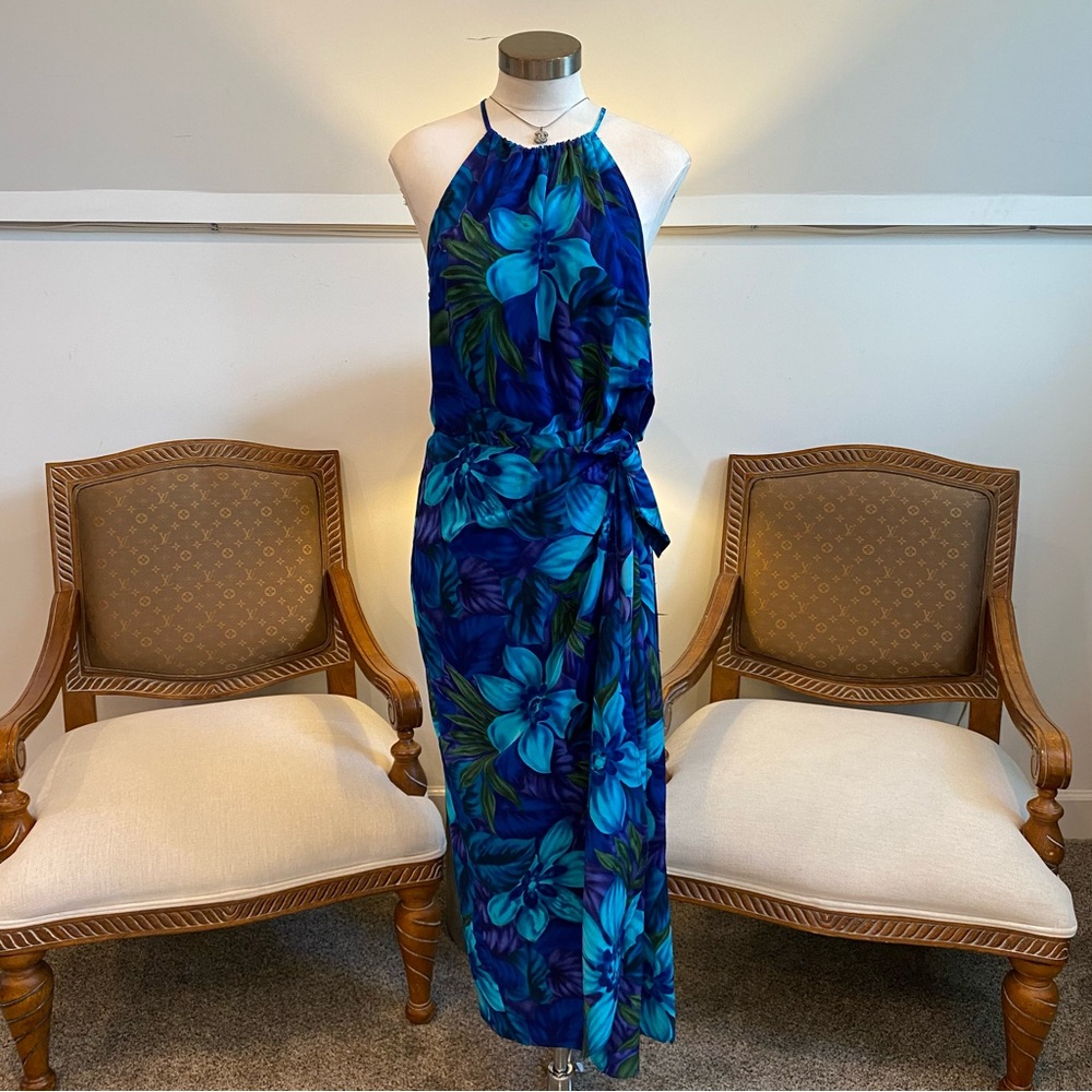 Vintage 90s Y2K Elegant Blue Floral Halter Dress with Front & Back Tie Detail